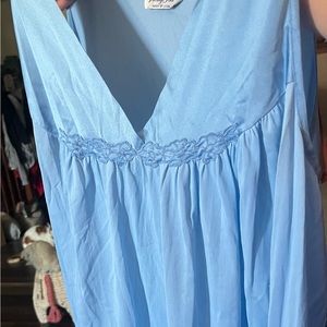 VINTAGE Vanity Fair Nightgown size XL Style 30-807